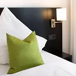 Zwi By Wmm Hotel *